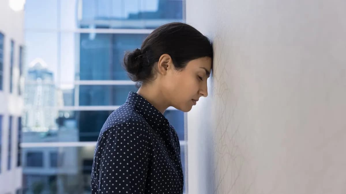 Jak rozpoznać przeciążenie psychiczne objawy i ich wpływ na życie