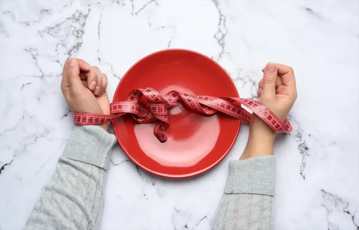 Jak pomóc bliskiej osobie z zaburzeniami odżywiania i uniknąć błędów